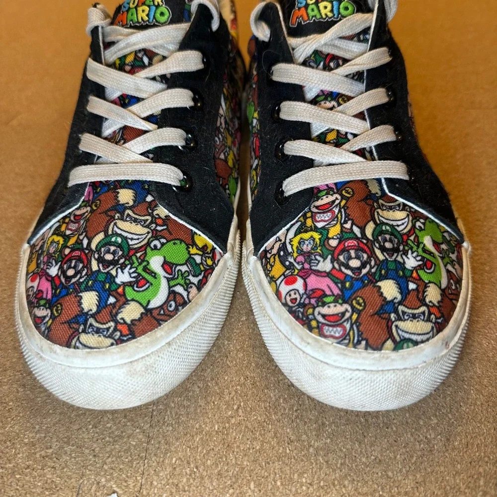 Ground Up‎ Super Mario Bros Kids Size 4 Canvas Sneakers Multi Color Character